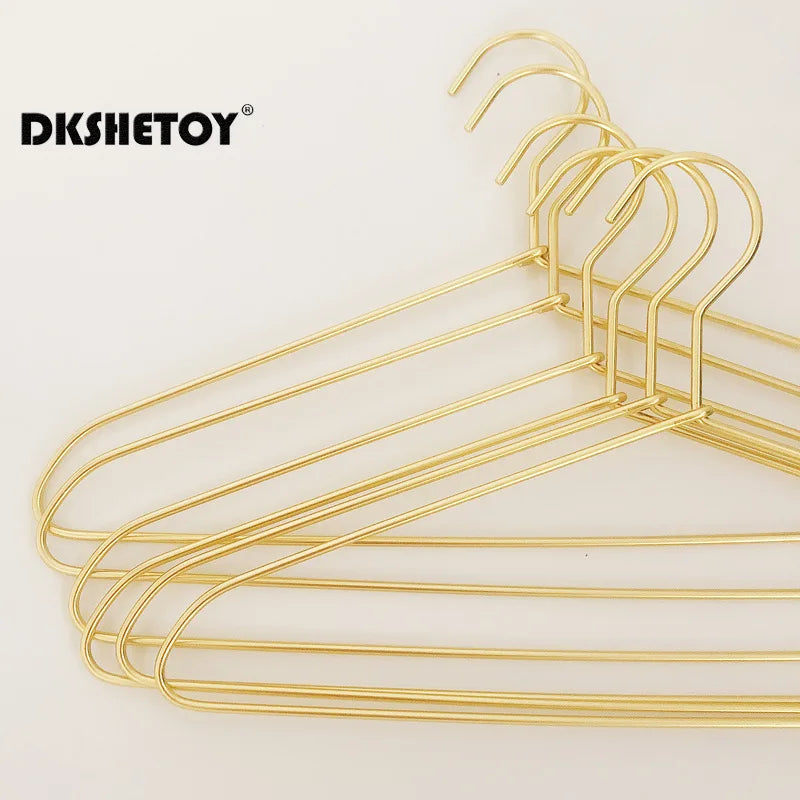 Cintres métal légers aluminium – lot de 10 doré ou argenté