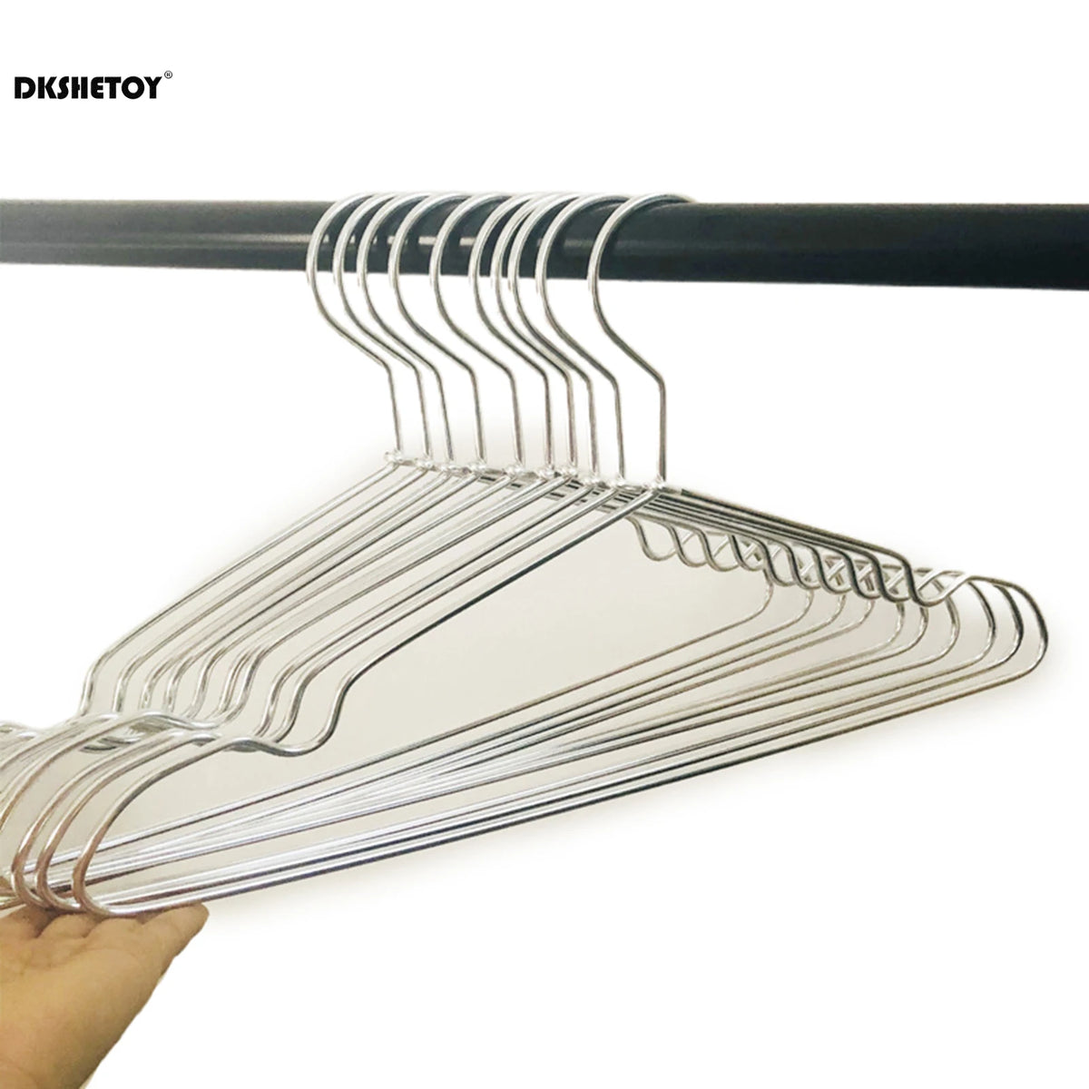 Cintres métal légers aluminium – lot de 10 doré ou argenté
