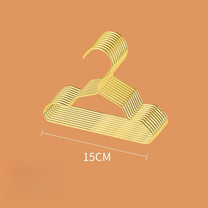 Cintres miniatures métal – petit format bébé peluches et déco