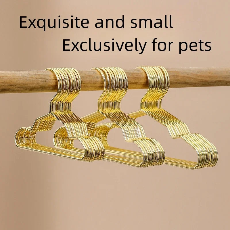 Cintres miniatures métal – petit format bébé peluches et déco